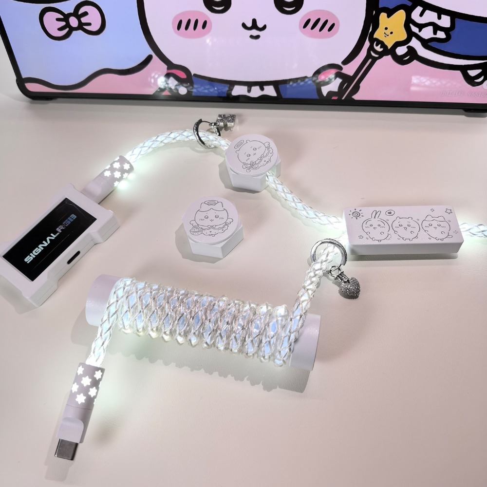 UNKNOWN ERROR D40 Cool White L - огляд і ціна Gaming Keyboard Type C