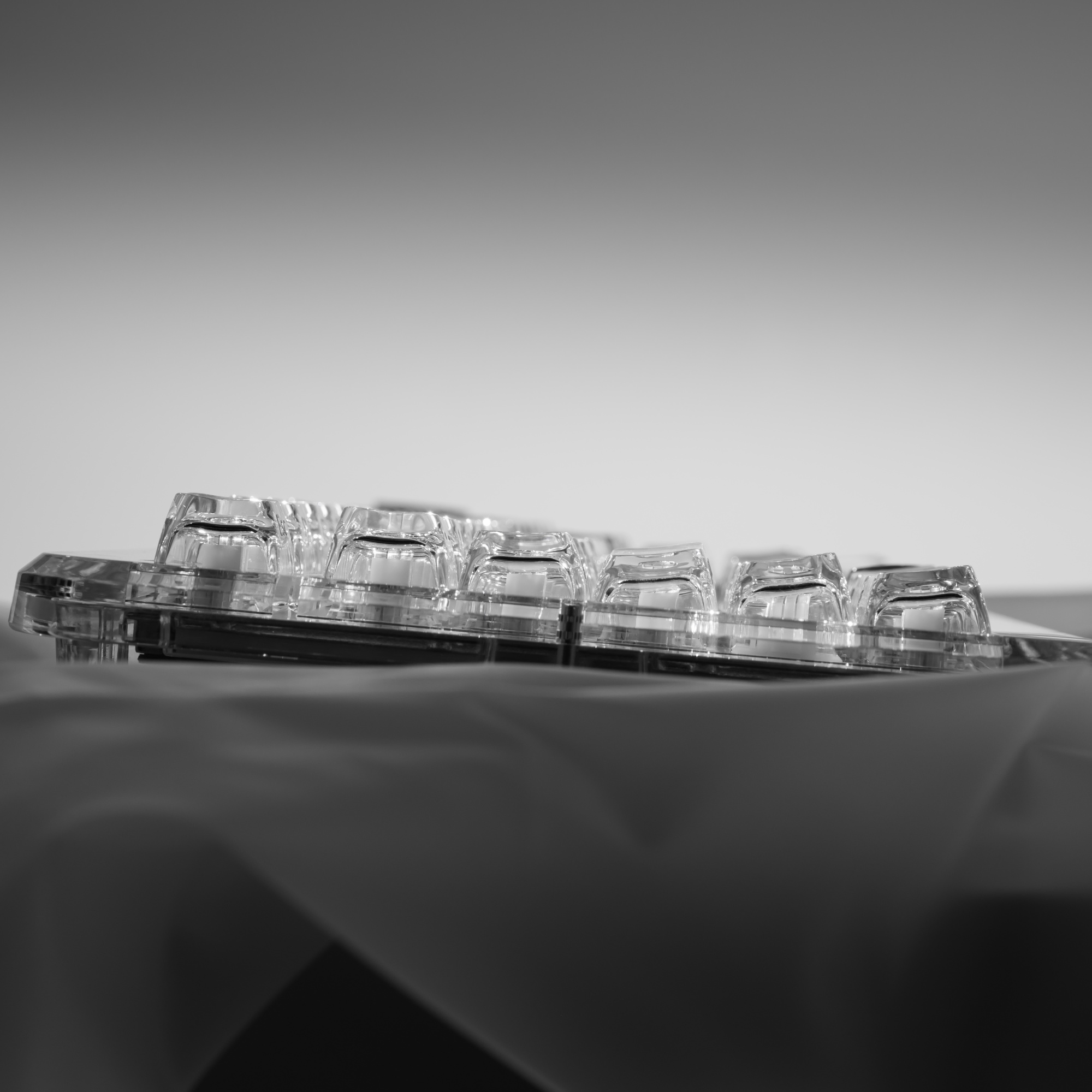 XVX Crystal Transparent SA Pro - огляд і ціна Keyboard Gaming Transparent