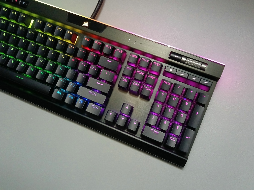 Corsair PBT Transparent Keycap - огляд і ціна Gaming Keyboard Corsair